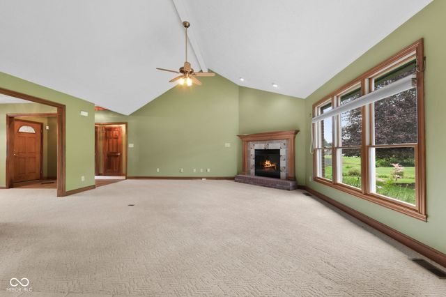 105 Woodfield Green, Danville, IN 46122