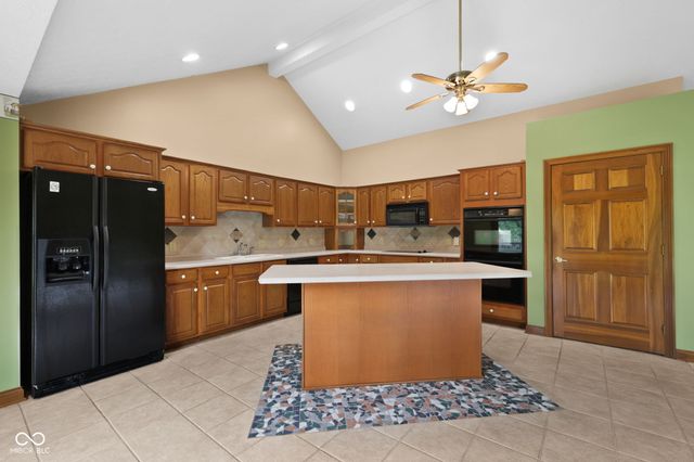 105 Woodfield Green, Danville, IN 46122