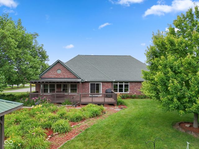 105 Woodfield Green, Danville, IN 46122