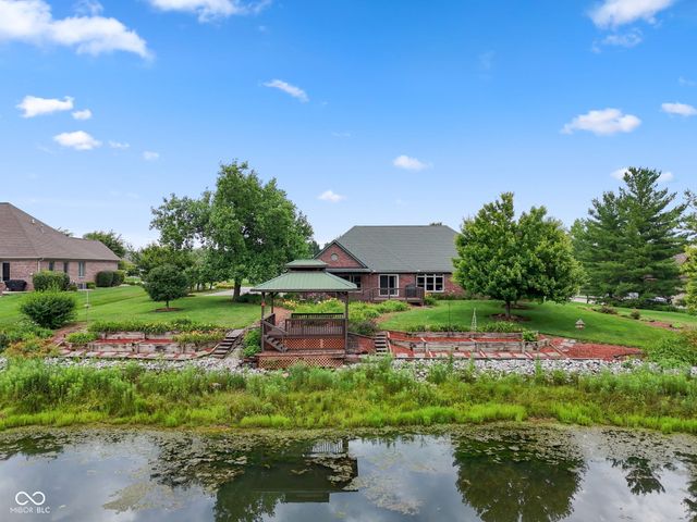 105 Woodfield Green, Danville, IN 46122