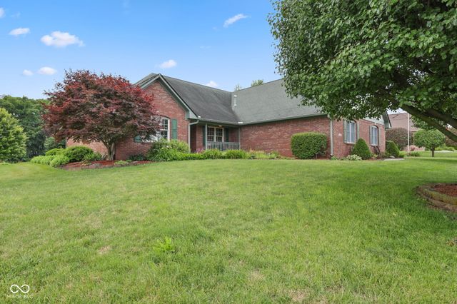 105 Woodfield Green, Danville, IN 46122