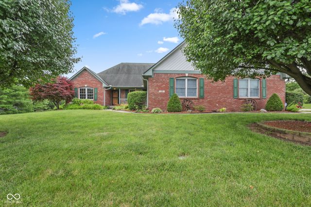 105 Woodfield Green, Danville, IN 46122