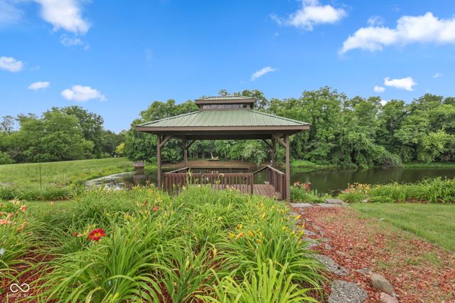 105 Woodfield Green, Danville, IN 46122