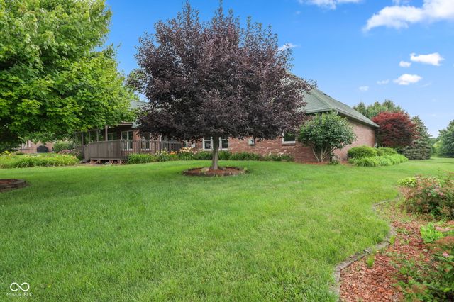 105 Woodfield Green, Danville, IN 46122