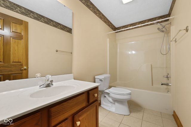 105 Woodfield Green, Danville, IN 46122