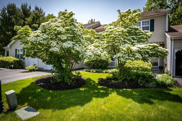 3 Bridgewater Way, Poughkeepsie, NY 12601