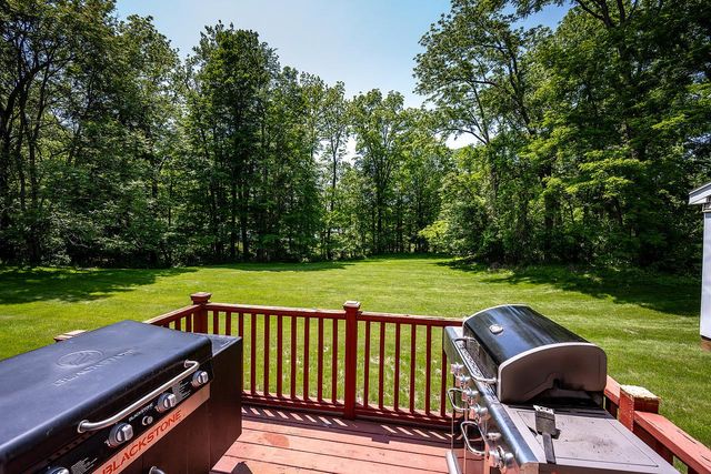 3 Bridgewater Way, Poughkeepsie, NY 12601