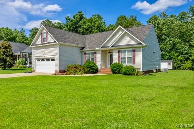 15513 Parkgate Dr, Chester, VA 23831