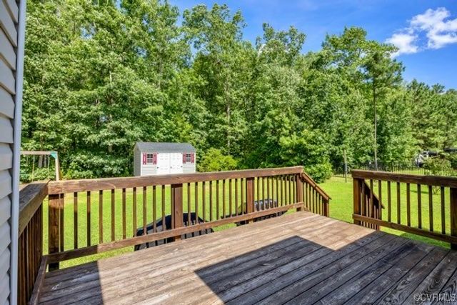 15513 Parkgate Dr, Chester, VA 23831