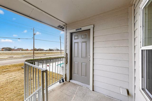 2200 E Trinity Mills Road 616, Carrollton, TX 75006