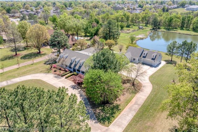 2411 Wyndermere, Fort Smith, AR 72903