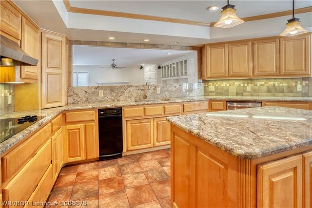 2411 Wyndermere, Fort Smith, AR 72903