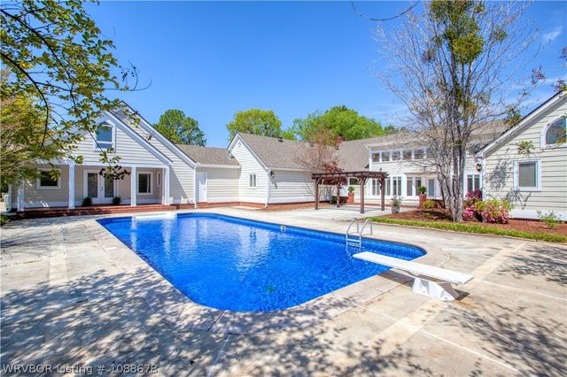 2411 Wyndermere, Fort Smith, AR 72903