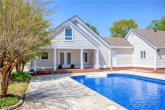 2411 Wyndermere, Fort Smith, AR 72903