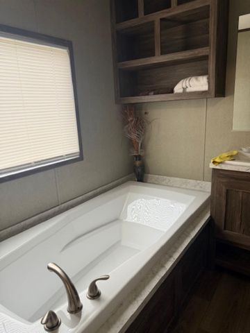 772 Road 5606, Cleveland, TX 77327