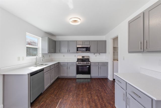 1422 Mill Branch Drive, Garland, TX 75040