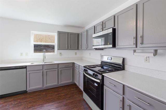 1422 Mill Branch Drive, Garland, TX 75040