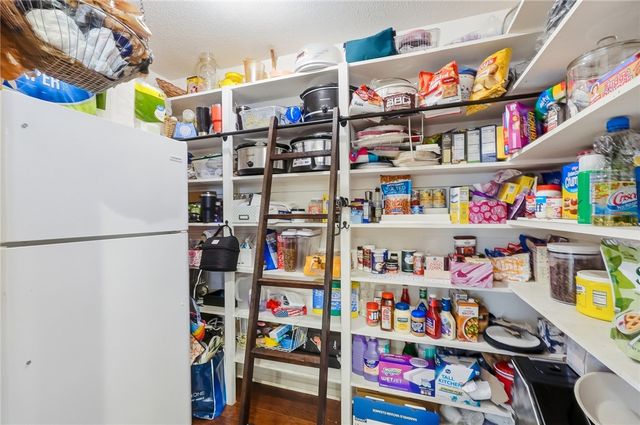 4455 Burnham Woods Drive, Franklin Twp, OH 45005