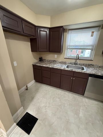 1870 Dalewood Place, Cincinnati, OH 45237