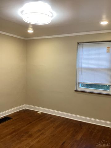 1870 Dalewood Place, Cincinnati, OH 45237