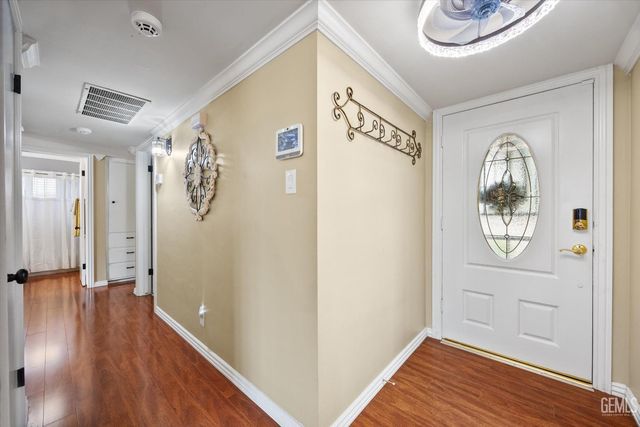 305 Borman Avenue, Bakersfield, CA 93308