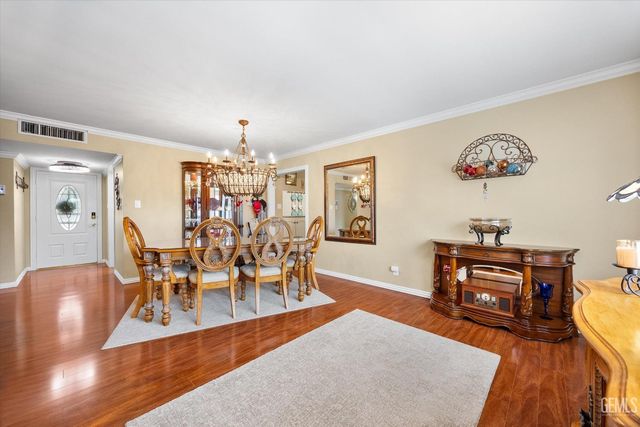 305 Borman Avenue, Bakersfield, CA 93308