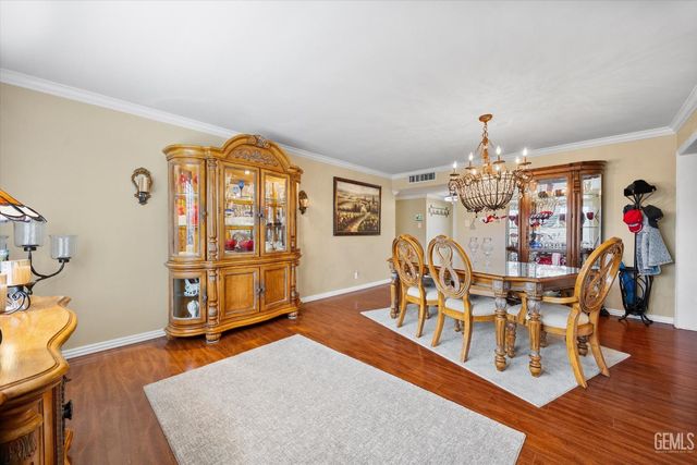 305 Borman Avenue, Bakersfield, CA 93308