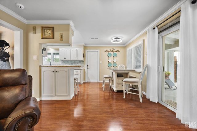 305 Borman Avenue, Bakersfield, CA 93308