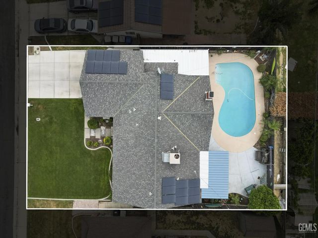 305 Borman Avenue, Bakersfield, CA 93308