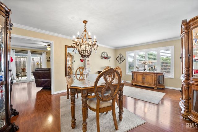 305 Borman Avenue, Bakersfield, CA 93308