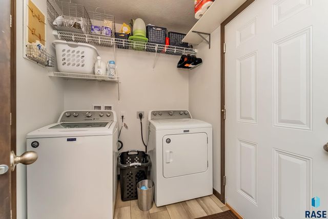 9416 W Gert St Street, Sioux Falls, SD 57106