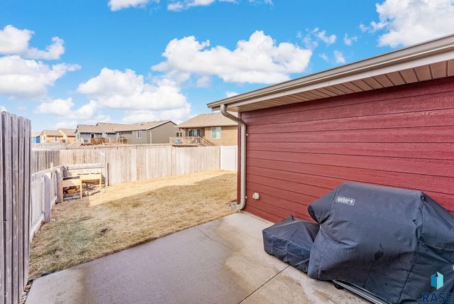 9416 W Gert St Street, Sioux Falls, SD 57106