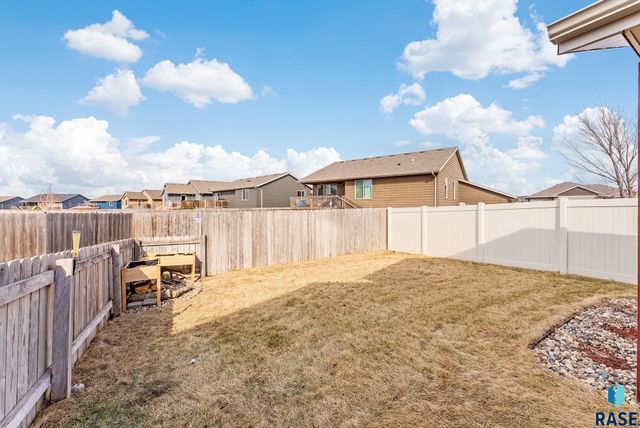 9416 W Gert St Street, Sioux Falls, SD 57106