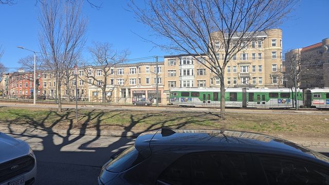 10 Scottfield Road 22, Boston, MA 02134