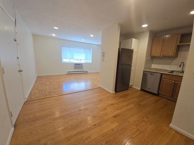 10 Scottfield Road 22, Boston, MA 02134