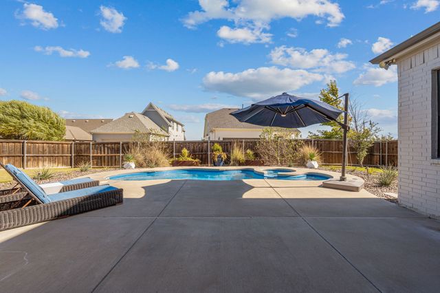 13620 Walsh Avenue, Fort Worth, TX 76008