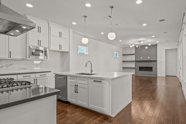 13620 Walsh Avenue, Fort Worth, TX 76008