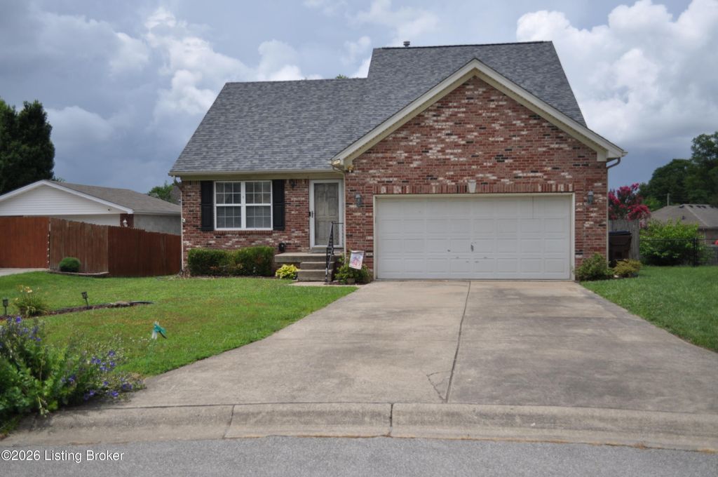 11304 Sullivan Ct, Louisville, KY 40229