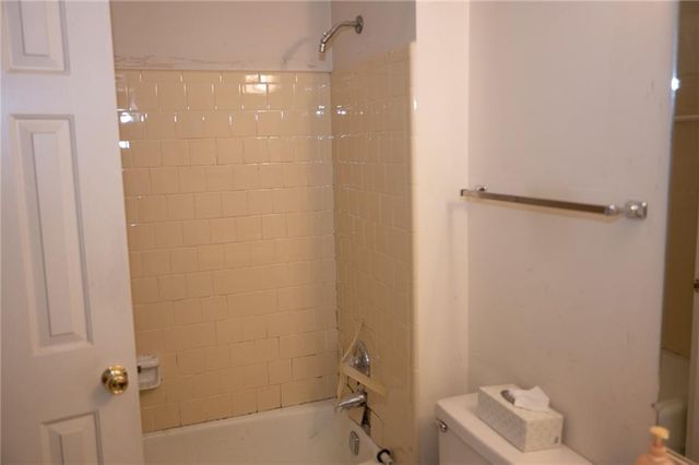 2210 Laurel Mill Way, Roswell, GA 30076