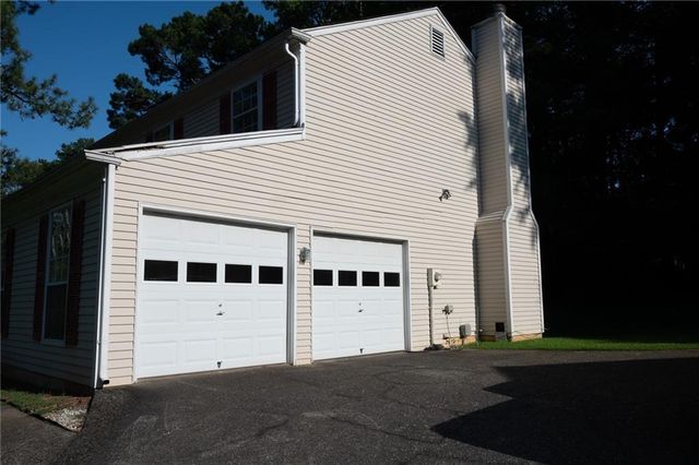 2210 Laurel Mill Way, Roswell, GA 30076