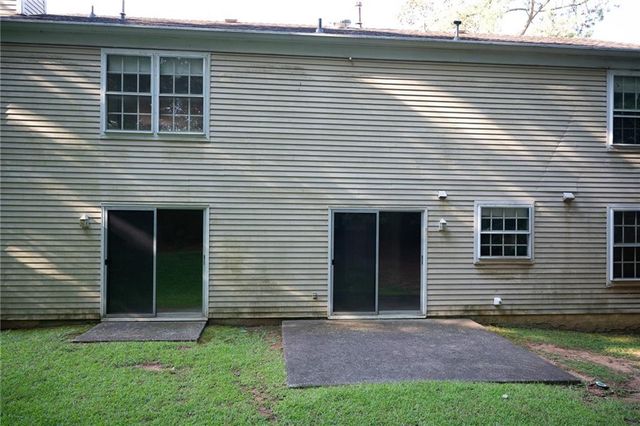2210 Laurel Mill Way, Roswell, GA 30076