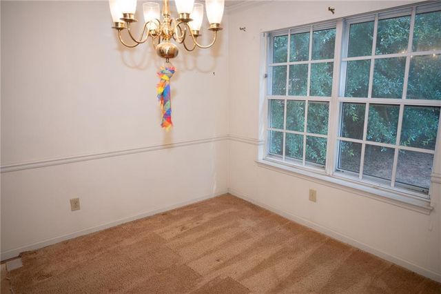 2210 Laurel Mill Way, Roswell, GA 30076