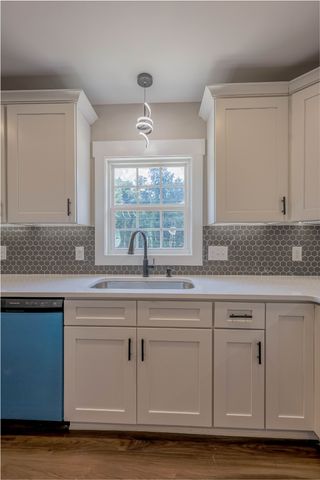 502 Hennessee Ave, Morrison, TN 37357