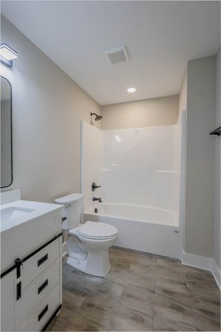 502 Hennessee Ave, Morrison, TN 37357