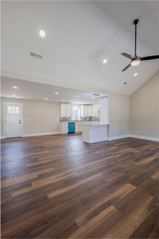 502 Hennessee Ave, Morrison, TN 37357