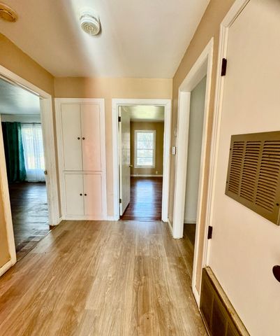 216 Bluebonnett Drive, Marlin, TX 76661
