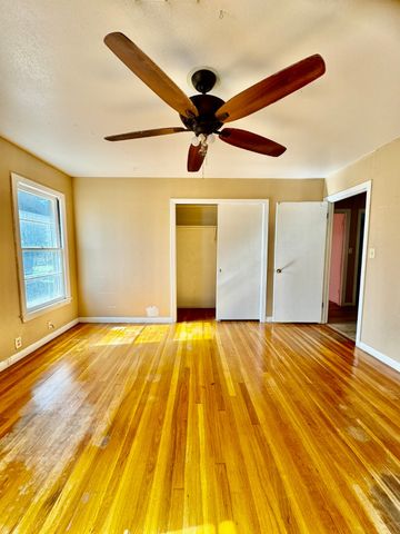 216 Bluebonnett Drive, Marlin, TX 76661