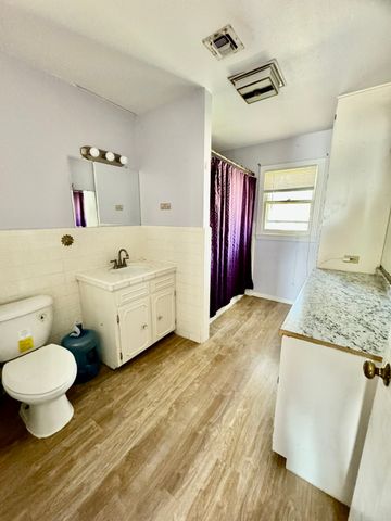 216 Bluebonnett Drive, Marlin, TX 76661
