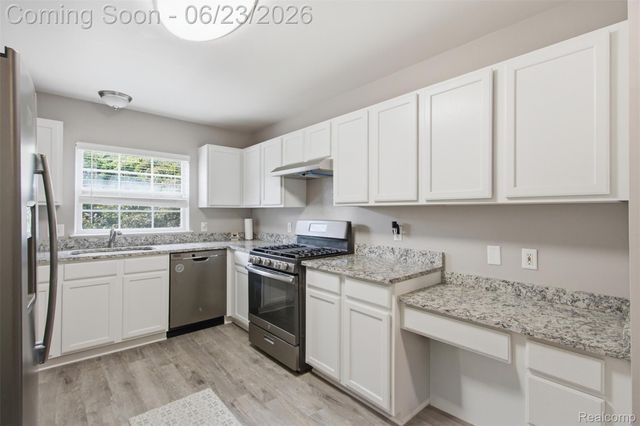 3146 Promenade Circle, Ann Arbor, MI 48108