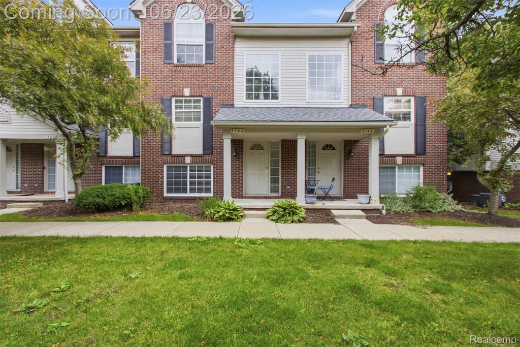3146 Promenade Circle, Ann Arbor, MI 48108